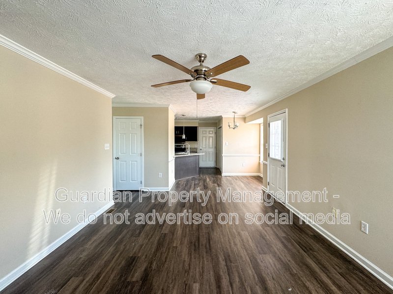Charming 3 Bed 2.5 Bath Hope Mills Home property image