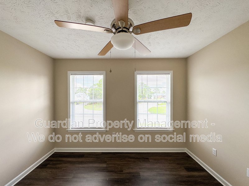 Charming 3 Bed 2.5 Bath Hope Mills Home property image