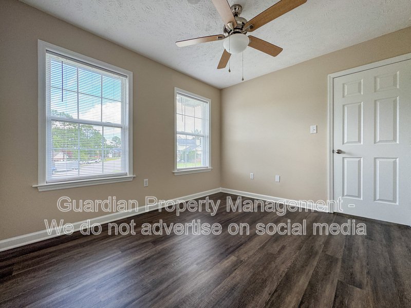 Charming 3 Bed 2.5 Bath Hope Mills Home property image