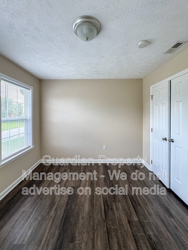 Charming 3 Bed 2.5 Bath Hope Mills Home property image