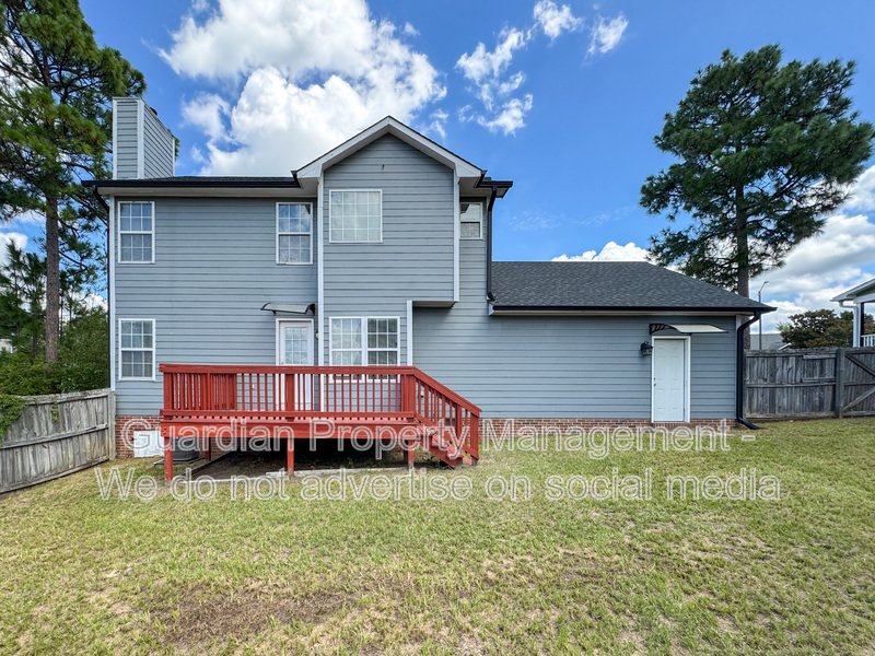 Charming 3 Bed 2.5 Bath Hope Mills Home property image