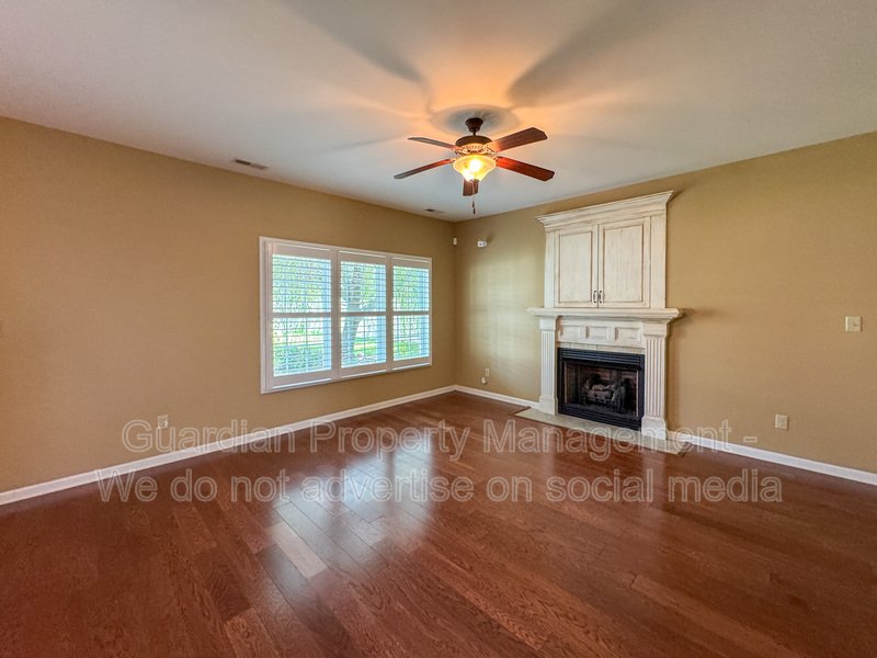 Spacious 4 Bed 2.5 Bath Home in Jack Britt School District property image