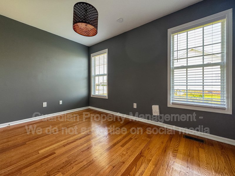 4 Bed 3 Bath Home Plus Bonus Room with Community Pool Access property image