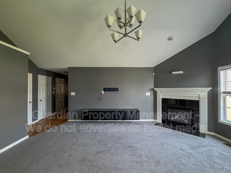 4 Bed 3 Bath Home Plus Bonus Room with Community Pool Access property image