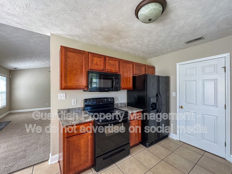 3 Bed 2 Bath Home Plus Bonus Room property image