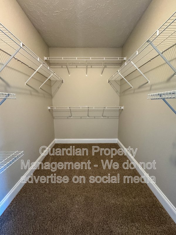 3 Bed 2 Bath Home Plus Bonus Room property image