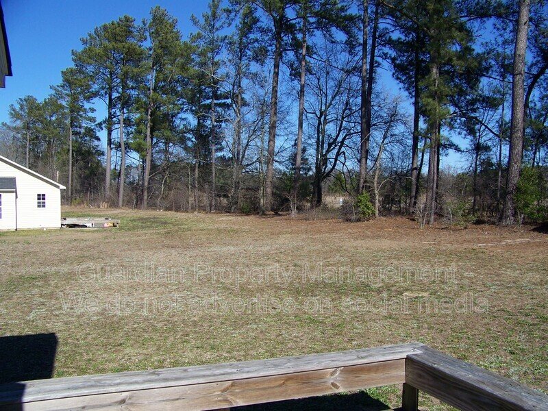 3 Bed 2 Bath Home Plus Bonus Room property image