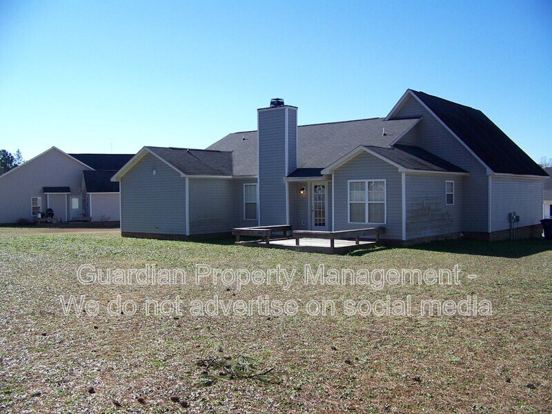 3 Bed 2 Bath Home Plus Bonus Room property image
