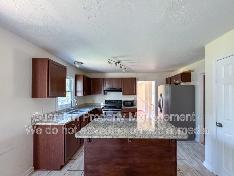 4 Bed 2.5 Bath Home in Hope Mills property image