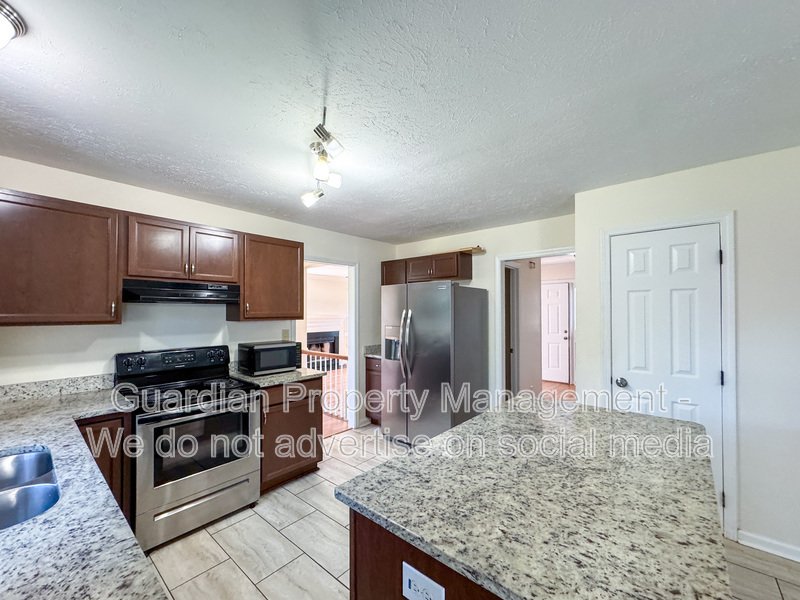 4 Bed 2.5 Bath Home in Hope Mills property image