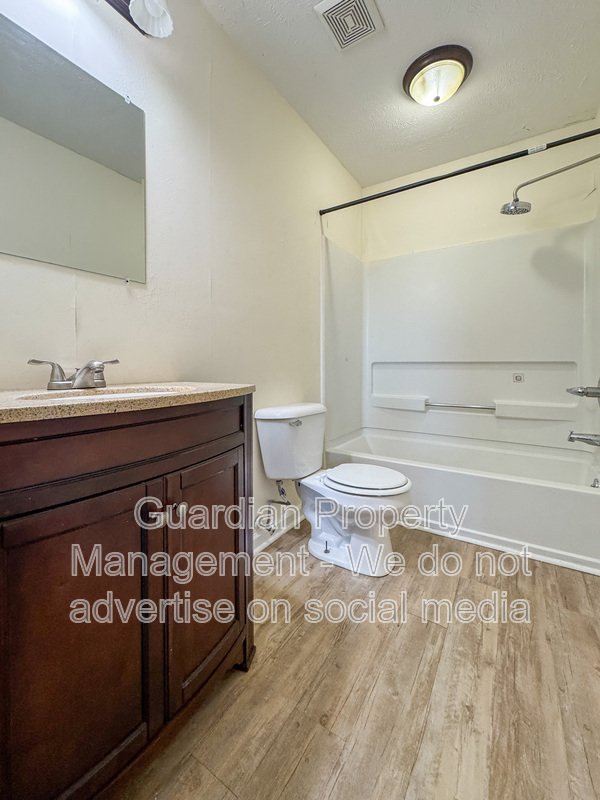 4 Bed 2.5 Bath Home in Hope Mills property image