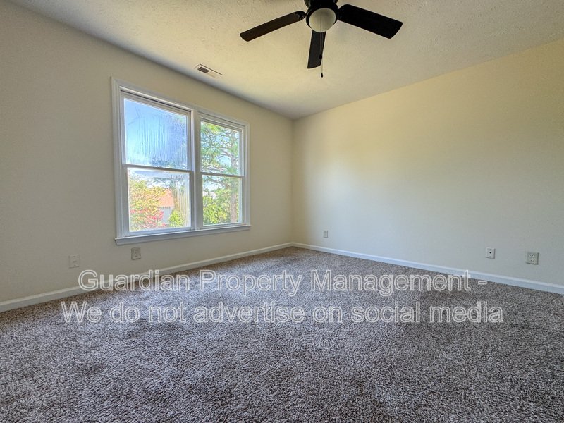 4 Bed 2.5 Bath Home in Hope Mills property image