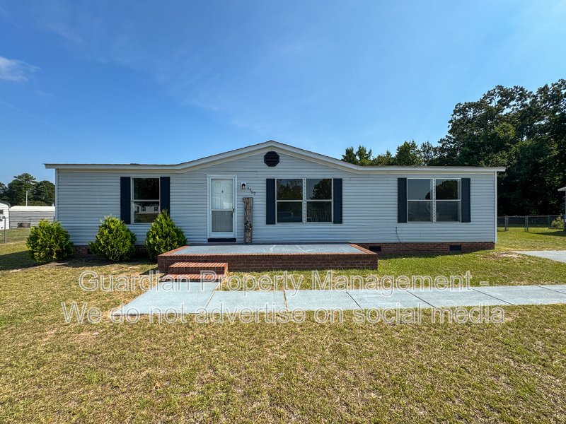 Beautifully Updated 3 Bed 2 Bath Fayetteville Home property image