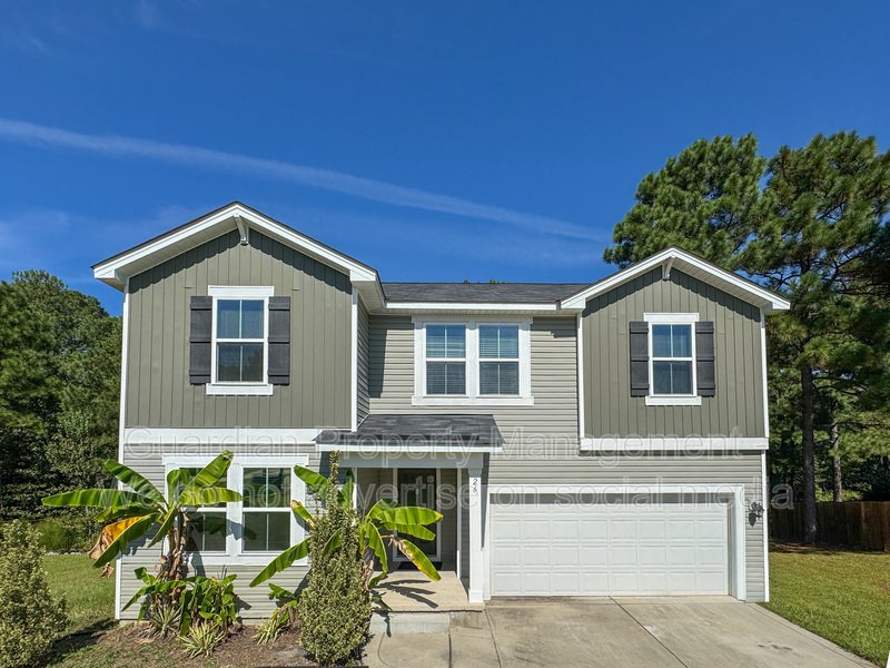 Beautiful 4 Bed 2.5 Bath Home in Lillington property image