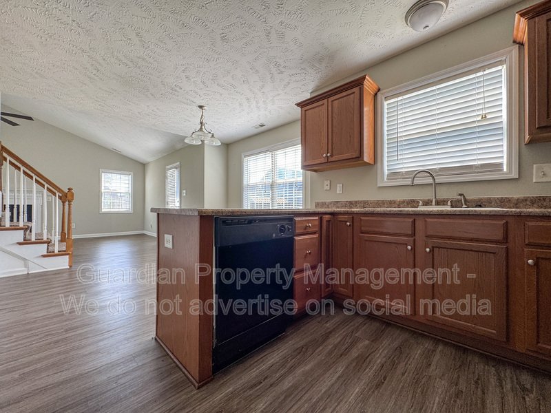 3 Bed 2.5 Bath Home in Fayetteville property image