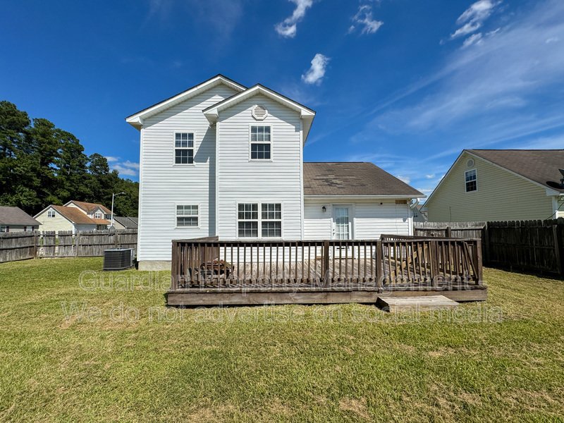3 Bed 2.5 Bath Home in Fayetteville property image