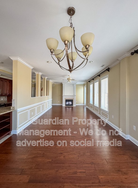 Luxurious 3 Bed 2.5 Bath Condo in Downtown Fayetteville property image