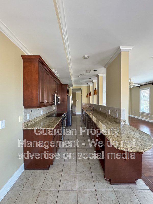 Luxurious 3 Bed 2.5 Bath Condo in Downtown Fayetteville property image