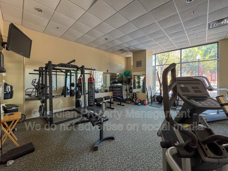 Luxurious 3 Bed 2.5 Bath Condo in Downtown Fayetteville property image