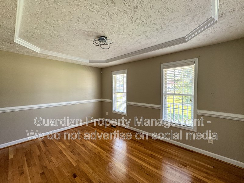 4 Bed 2.5 Bath Home with Fenced Backyard property image