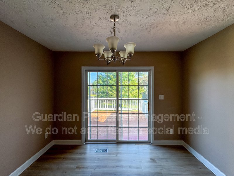 4 Bed 2.5 Bath Home with Fenced Backyard property image