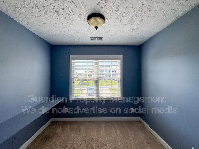 4 Bed 2.5 Bath Home with Fenced Backyard property image