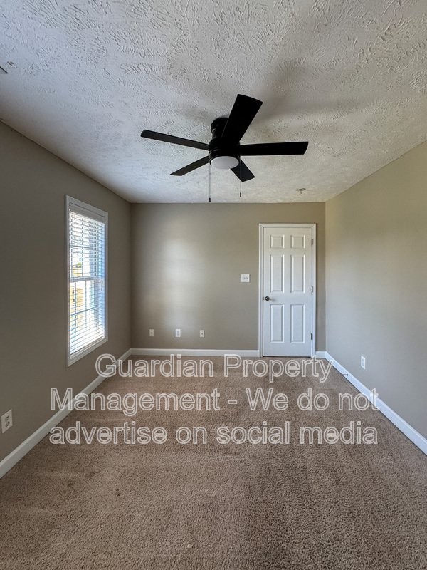 4 Bed 2.5 Bath Home with Fenced Backyard property image