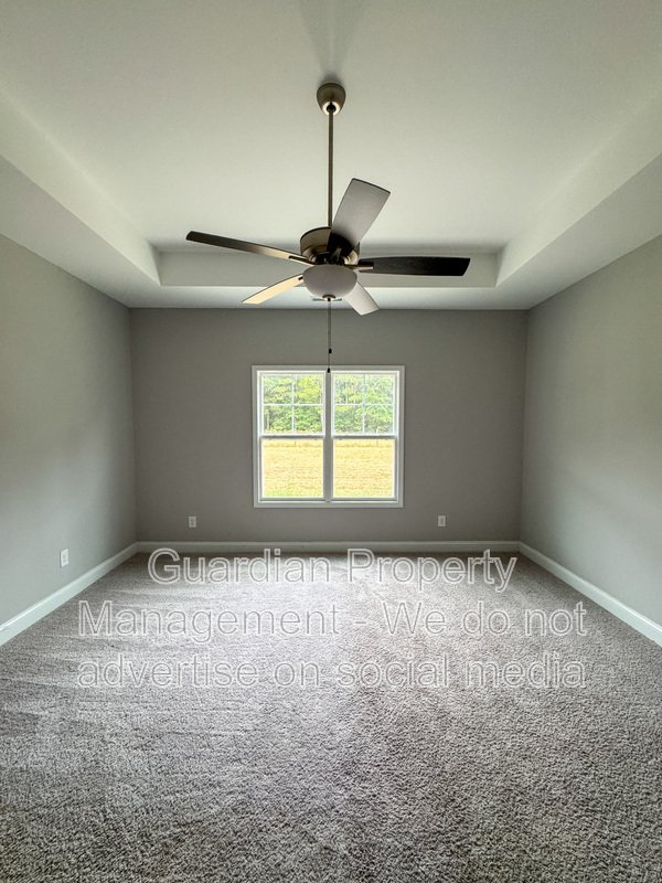 Beautiful 4 Bed 2 Bath Home in Fayetteville property image