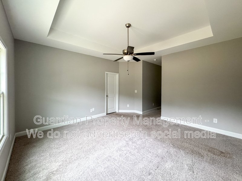 Beautiful 4 Bed 2 Bath Home in Fayetteville property image