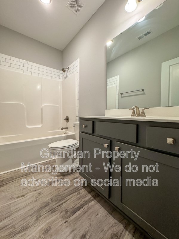 Beautiful 4 Bed 2 Bath Home in Fayetteville property image