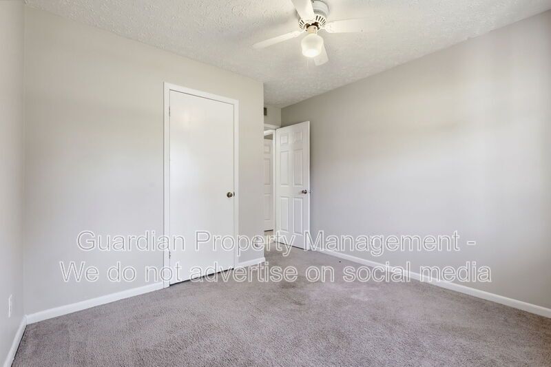 3 Bed 2 Bath Home with Flex Spaces property image
