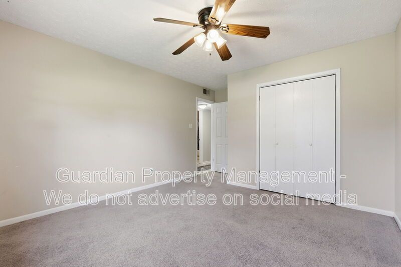 3 Bed 2 Bath Home with Flex Spaces property image