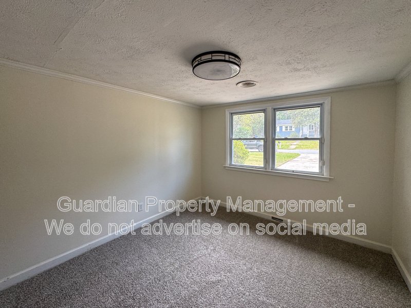 Charming 4 Bed 2 Bath Ranch in Fayetteville property image
