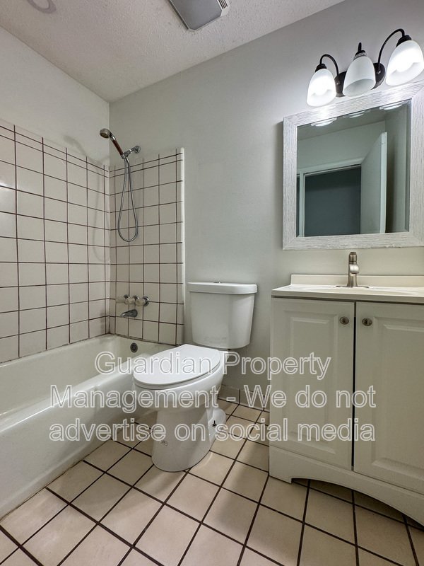 Charming 4 Bed 2 Bath Ranch in Fayetteville property image