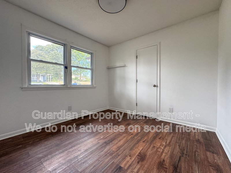 Charming 4 Bed 2 Bath Ranch in Fayetteville property image