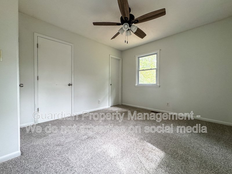 Charming 4 Bed 2 Bath Ranch in Fayetteville property image