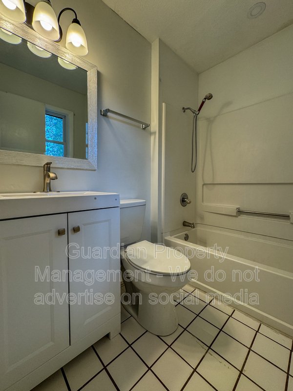 Charming 4 Bed 2 Bath Ranch in Fayetteville property image