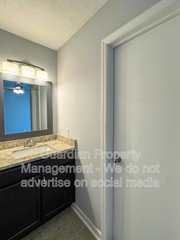 Charming 3 Bed, 2 Bath Tri-Level Home property image