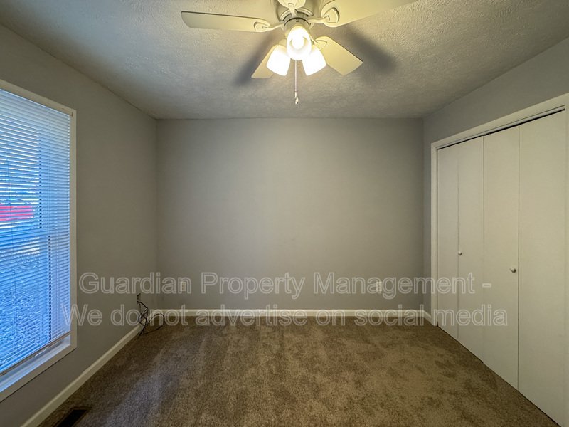 Charming 3 Bed, 2 Bath Tri-Level Home property image