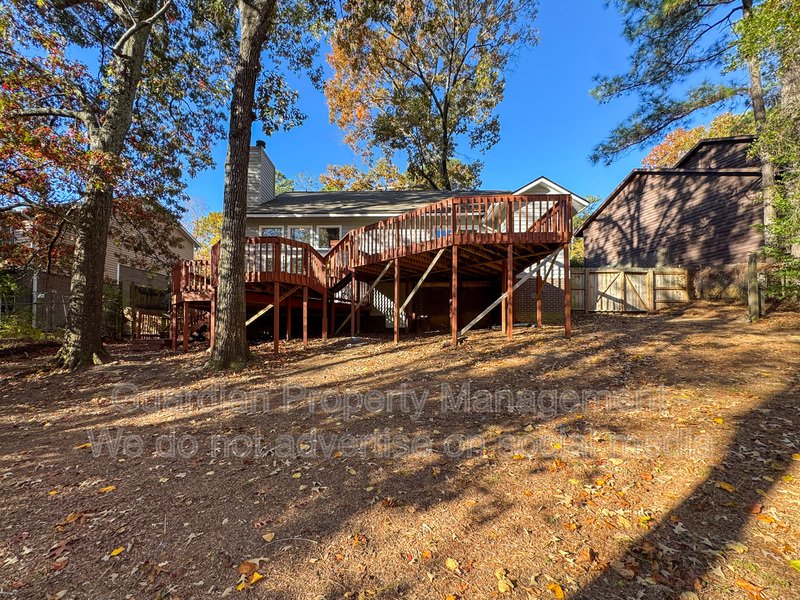 Charming 3 Bed, 2 Bath Tri-Level Home property image