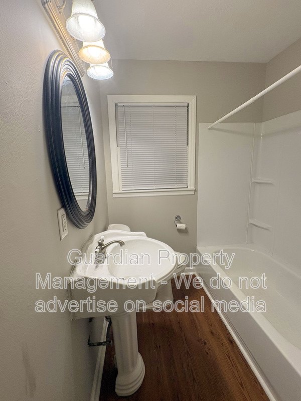 Charming 3 Bed 1 Bath Home in Hope Mills property image