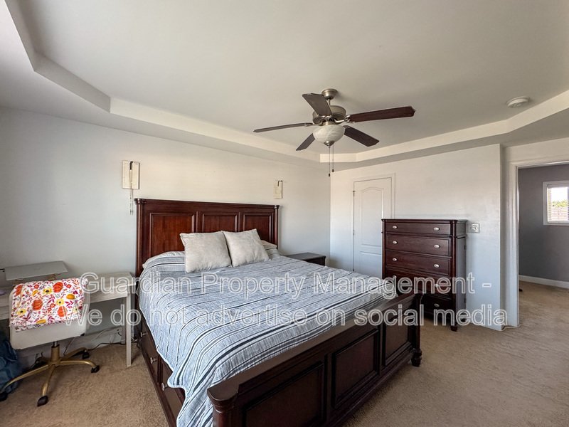 Beautifully Maintained 3 Bed 2.5 Bath Home in West Gate property image