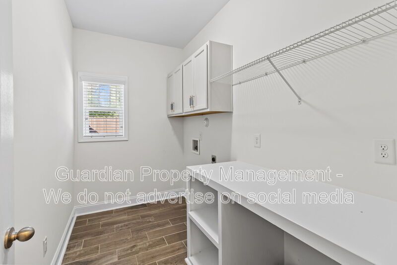 4 Bed 2.5 Bath Home in Jack Britt property image