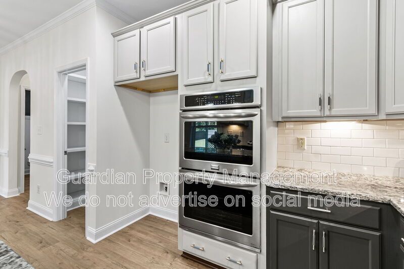 4 Bed 2.5 Bath Home in Jack Britt property image