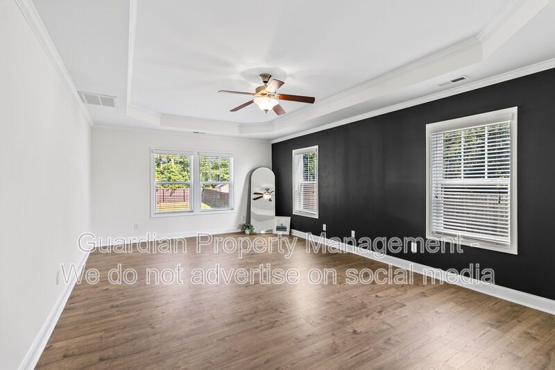4 Bed 2.5 Bath Home in Jack Britt property image