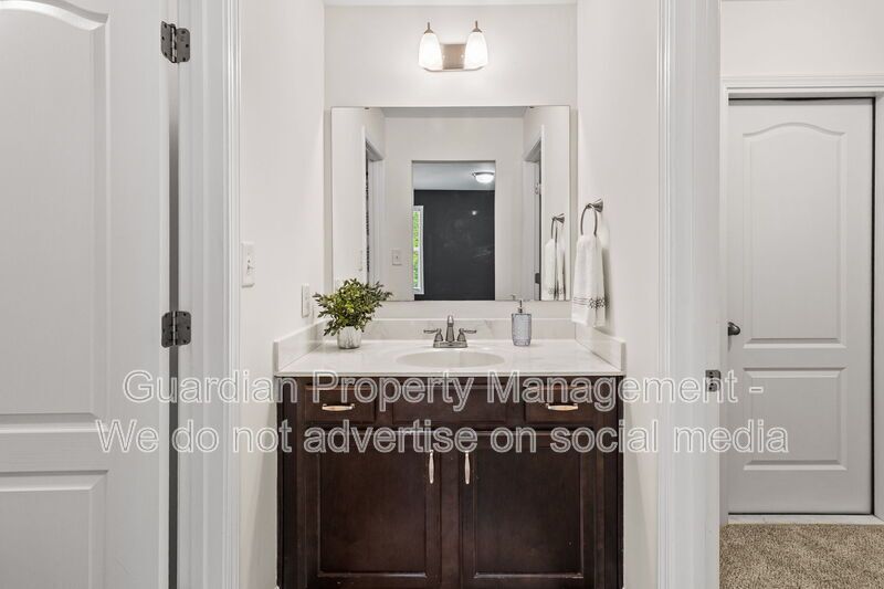 4 Bed 2.5 Bath Home in Jack Britt property image