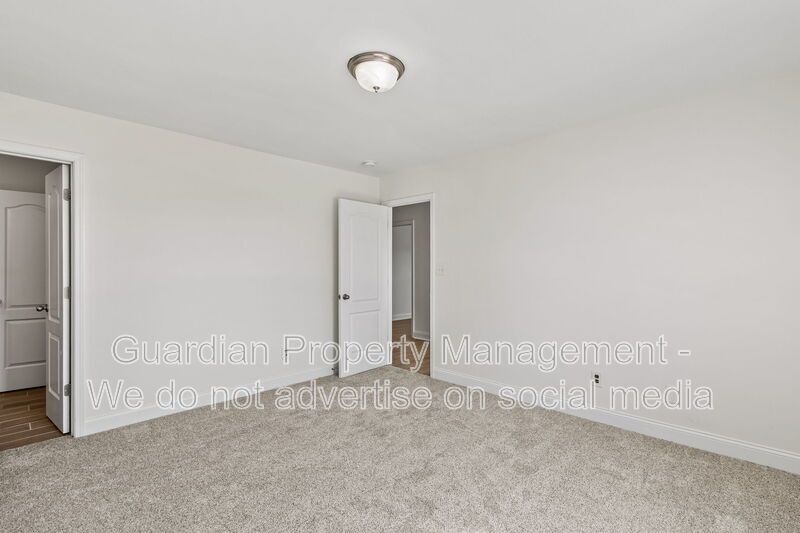 4 Bed 2.5 Bath Home in Jack Britt property image