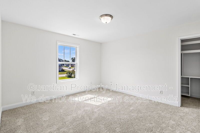 4 Bed 2.5 Bath Home in Jack Britt property image