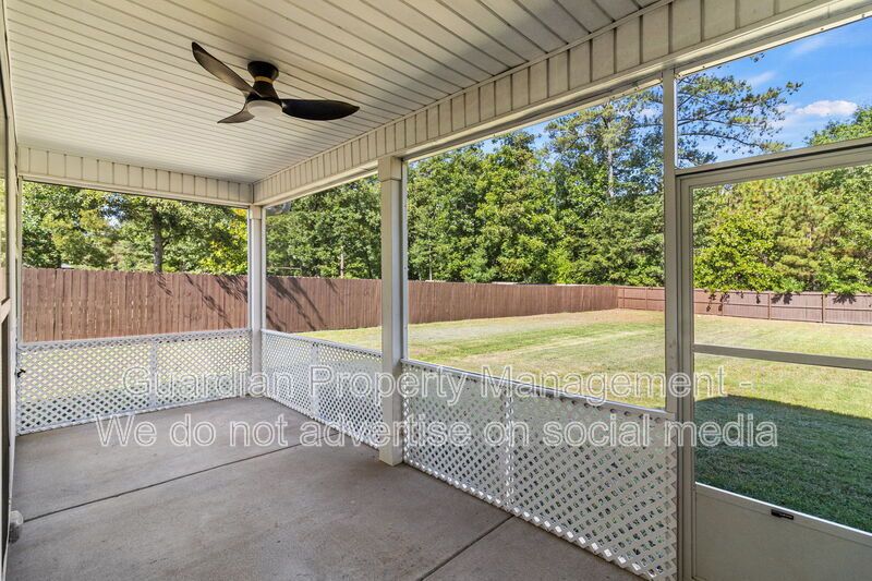 4 Bed 2.5 Bath Home in Jack Britt property image