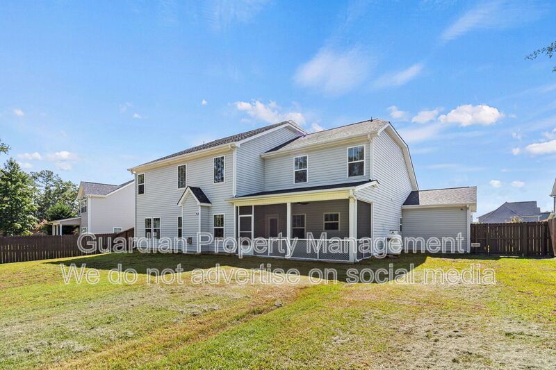 4 Bed 2.5 Bath Home in Jack Britt property image